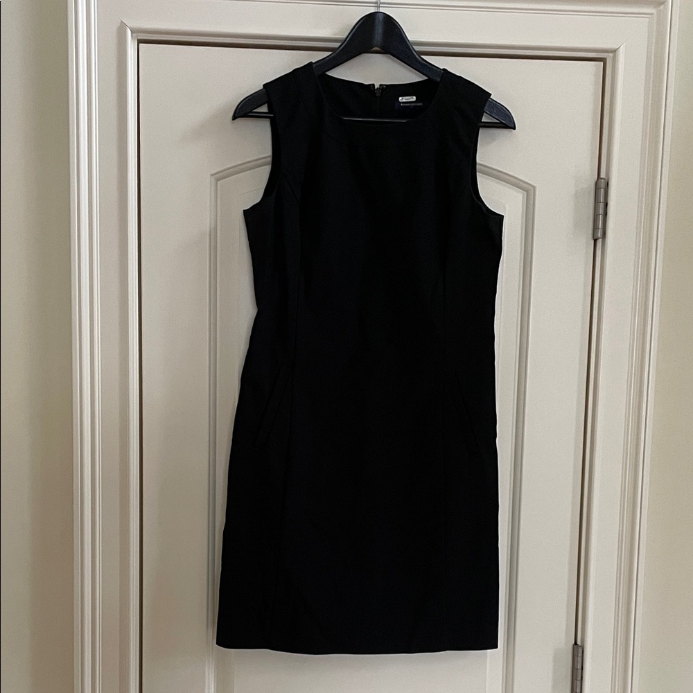 Black Sleeveless Dress
